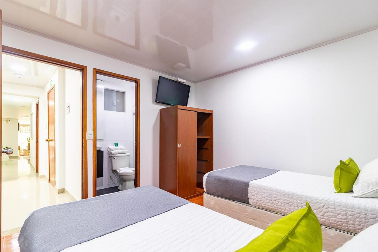 Hotel Harrington 63 Богота Экстерьер фото